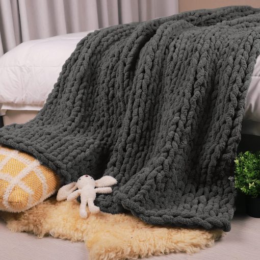Manta de Punto Grueso Carriediosa 60" X 80" Twin, 100% Hecha a Mano con Gran Bucle de Chenille Suaves y Esponjosas para Sofa Cama, Manta Gruesa de Cable Tejida Acogedora, Gris Oscuro - Imagen 2