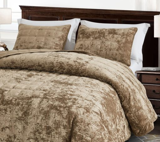 Chezmoi Collection Piers Juego de Edredon de Terciopelo Tan Oversized King, Set de 3 Piezas, Colcha de Terciopelo Desgastado, Ligero, para Todas las Estaciones - Reverso de Microfibra Cepillada con Doble Costura Cuadrada - Imagen 3
