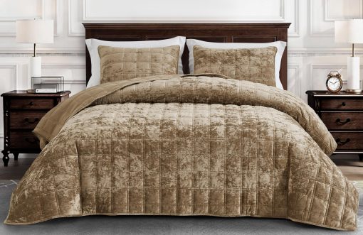 Chezmoi Collection Piers Juego de Edredon de Terciopelo Tan Oversized King, Set de 3 Piezas, Colcha de Terciopelo Desgastado, Ligero, para Todas las Estaciones - Reverso de Microfibra Cepillada con Doble Costura Cuadrada - Imagen 2