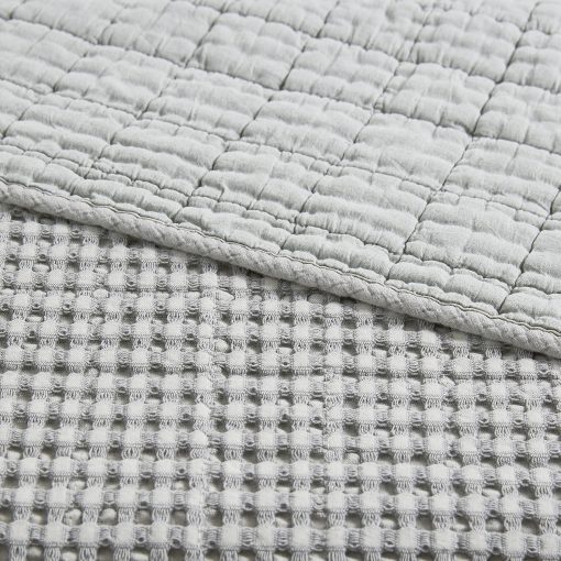 Levtex Home - Mills Waffle - Juego de colcha Full/Queen - Gris Algodon con textura en waffle - Tamano de colcha (88 x 92 pulg.), Tamano de funda de almohada (26 x 20 pulg.) - Imagen 5