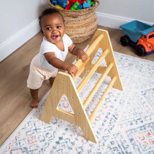 Set de Escalada Montessori Maple 5 en 1 de Avenlur - Gimnasio de Escalada para Bebes - Triangulo Escalador Plegable, Rampa de Escalada, Treparco, Tobogan, Balancin - Gimnasio Interior para Edades de 3 meses a 36 meses - Imagen 7