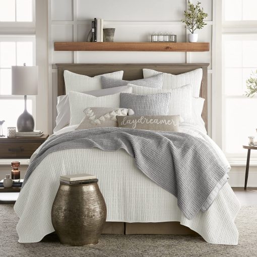 Levtex Home - Mills Waffle - Juego de colcha Full/Queen - Gris Algodon con textura en waffle - Tamano de colcha (88 x 92 pulg.), Tamano de funda de almohada (26 x 20 pulg.) - Imagen 2