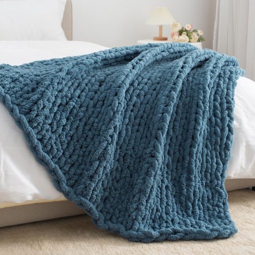 Manta de Punto Grueso Carriediosa 60" X 80" Twin, 100% Hecha a Mano con Grueso Hilo de Chenilla Suave y Esponjoso para Sofa Cama, Gran Manta de Cable Grueso y Acogedor Tejida a Croche, Azul Lyons - Imagen 5