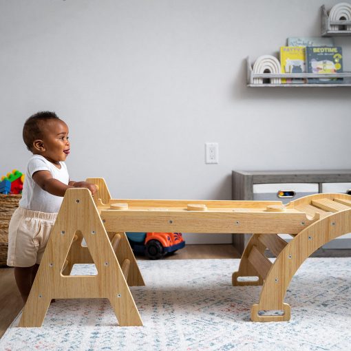 Set de Escalada Montessori Maple 5 en 1 de Avenlur - Gimnasio de Escalada para Bebes - Triangulo Escalador Plegable, Rampa de Escalada, Treparco, Tobogan, Balancin - Gimnasio Interior para Edades de 3 meses a 36 meses - Imagen 3