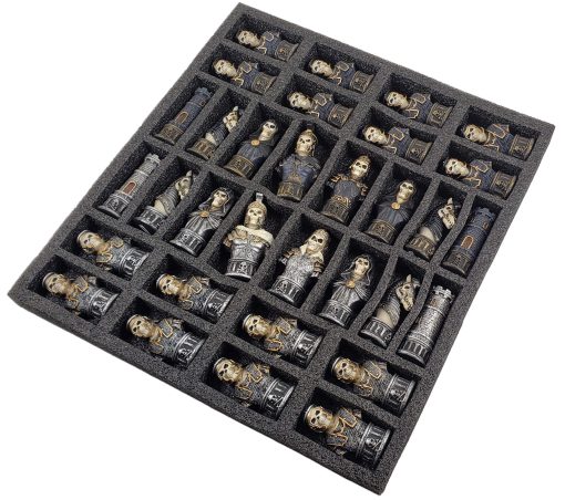 Juego de ajedrez de fantasia gotica de caballeros esqueleto del tiempo medieval con tablero maltes de 17" - Imagen 5