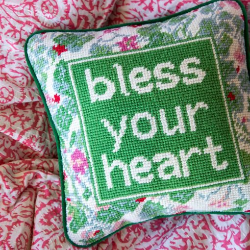 FURBISH Almohada Decorativa de Aguja Hecha a Mano - Bless Your Heart - 10" x 10" - Pequeña Almohada Bordada para Cama, Silla, Sofa - Decoracion Estetica para Habitaciones - Imagen 3