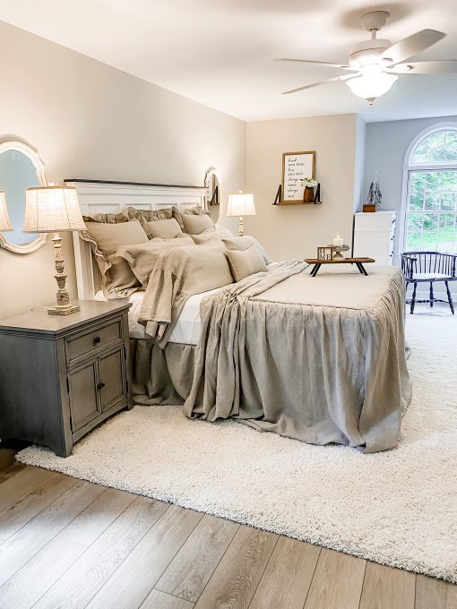 Colcha de Cama Piper Classics Provincial Linen Natural Beige con Volantes para Cama Queen, 56" W x 78" L, con Volante en 3 Lados de 45" de Caida, Ropa de Cama 100% Lino - Imagen 2