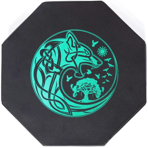 Bandeja de Dados DND - Bandeja de Dados Premium de 8 Pulgadas Dungeons and Dragons - Diseno Exquisito Detallado del arbol del Mundo Verde y Lobo Cuervo - Bandeja Perfecta para Tirar Dados de RPG con Almacenamiento de Dados de D&D - Imagen 2