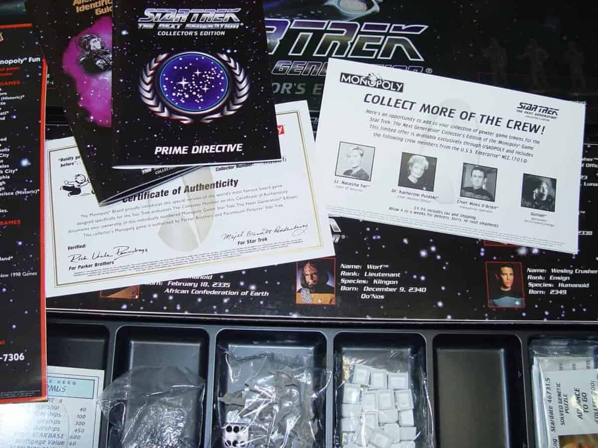 USAopoly - Star Trek Monopoly The Next Generation - Imagen 3