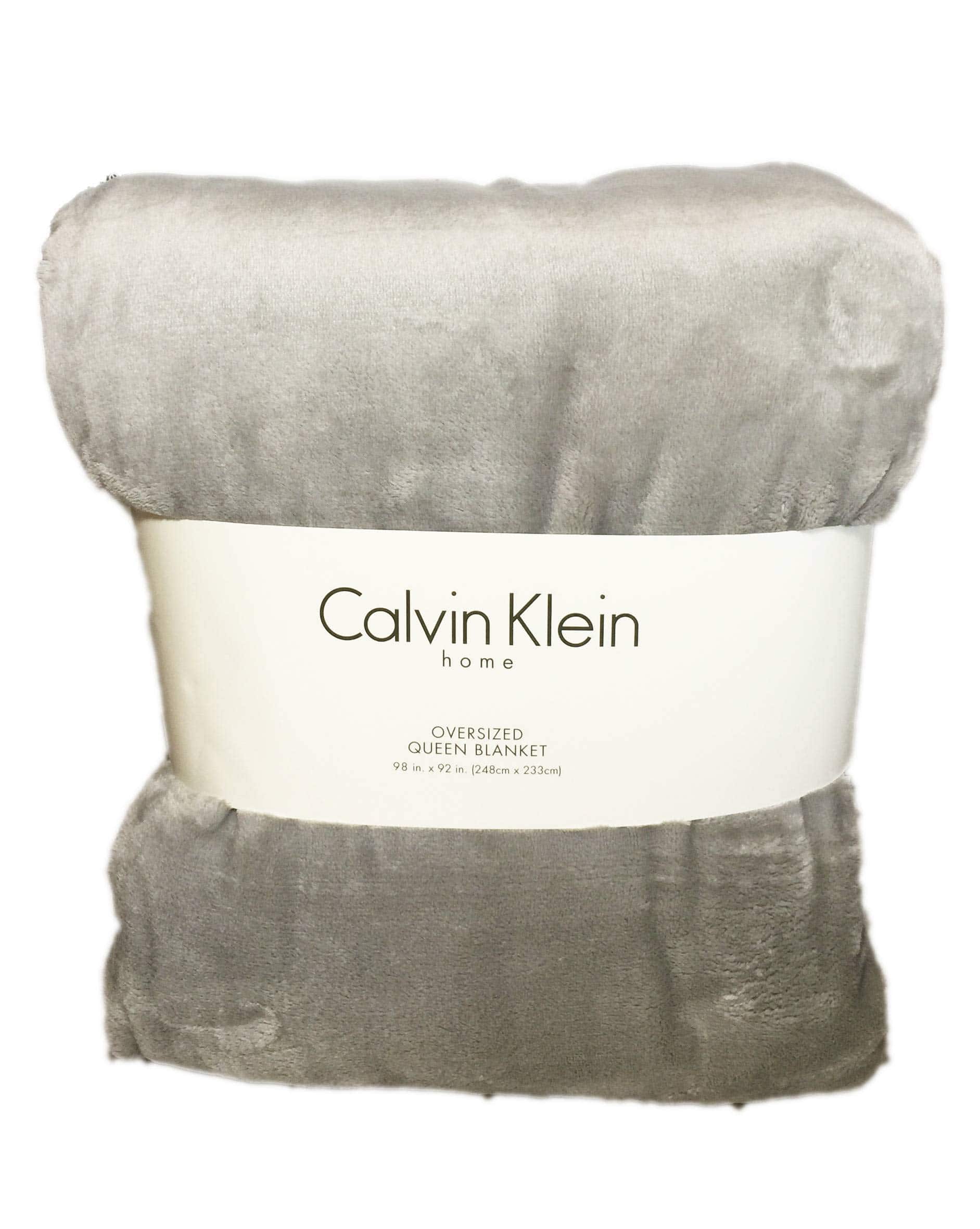 Manta Calvin Klein tamaño Queen en Gris - Nueva - Enorme 98