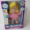 Muñeca parlante Ms. Wonderful de 11 pulgadas