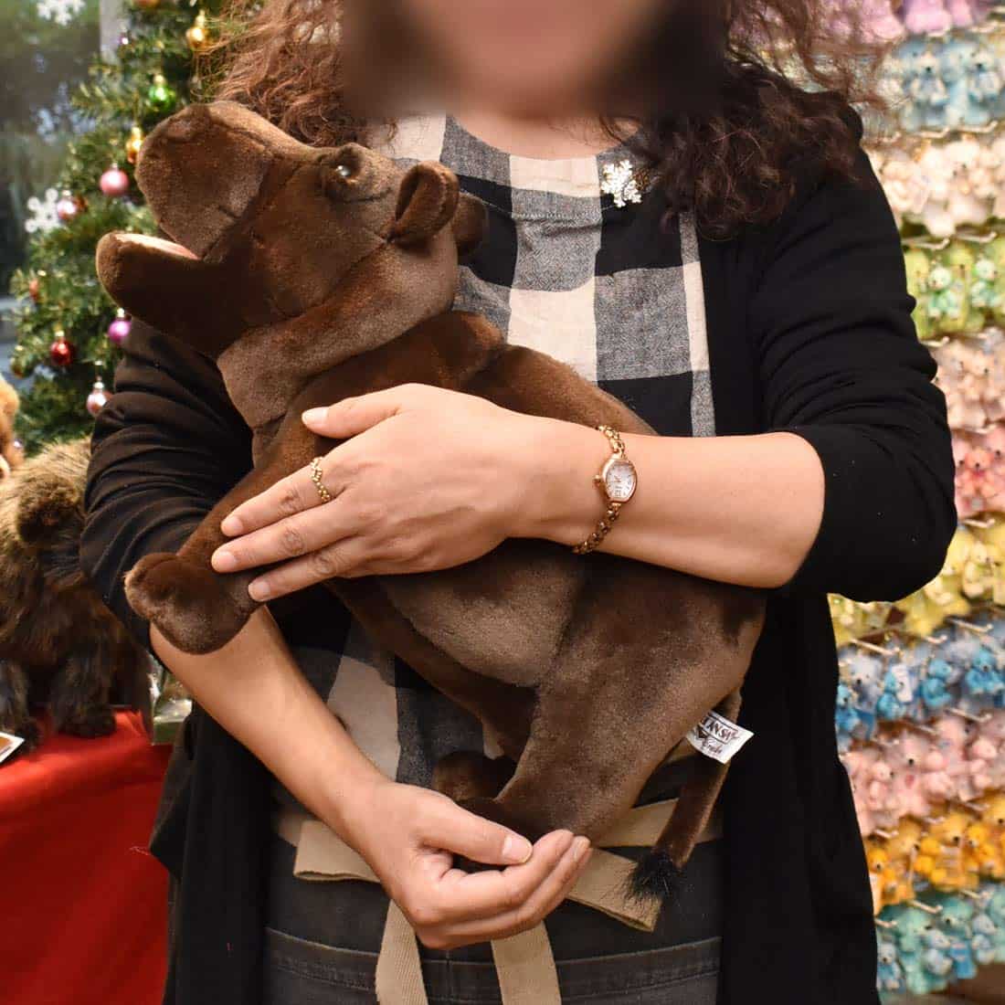 Hansa Peluche - Hipopótamo Feliz de 18" - Imagen 3