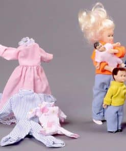 Familia de Muñecas de Miniatura Azteca Imports, Inc. de 5