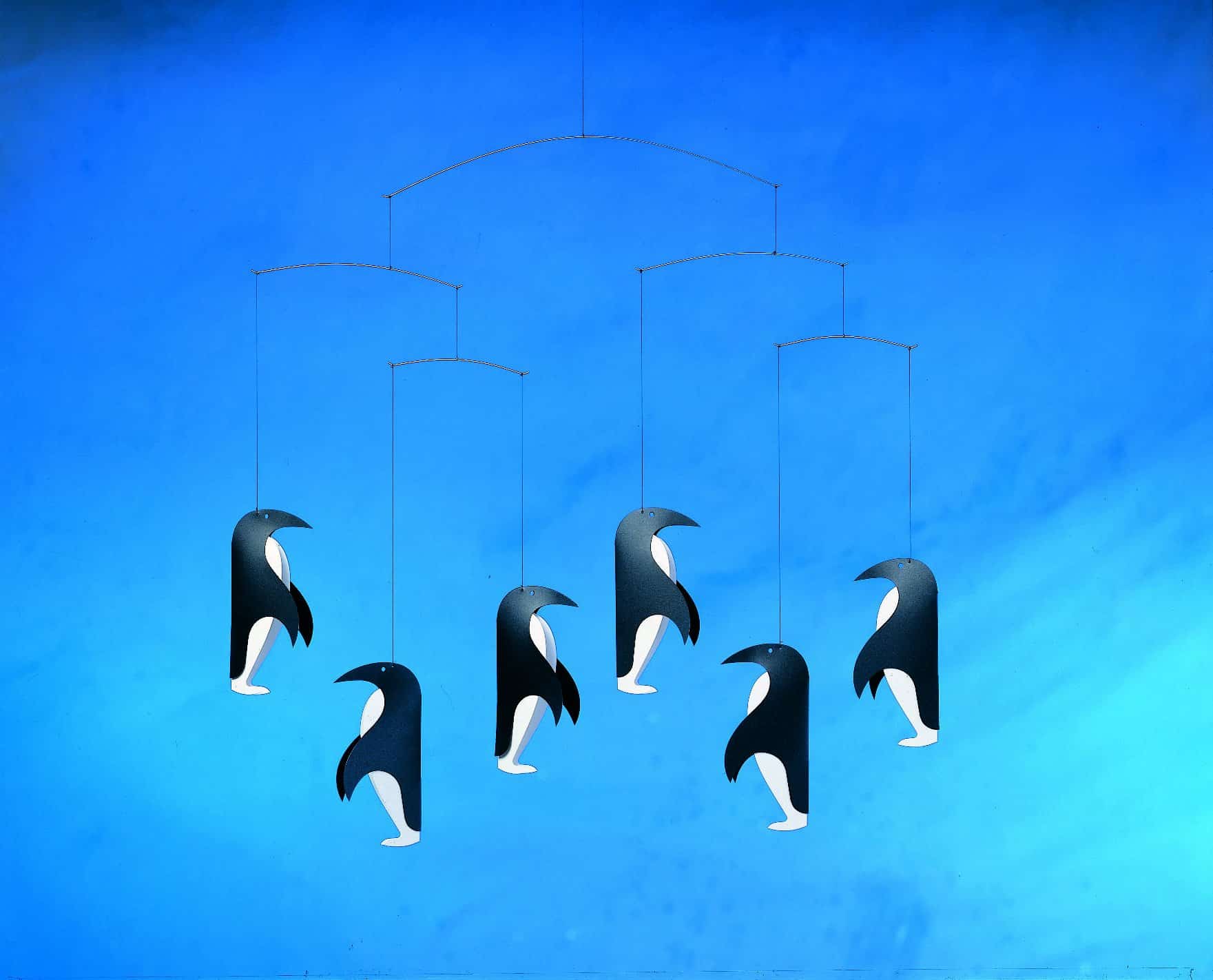 Móvil Colgante de Pingüinos en Tails - 18 Pulgadas - - Imagen 3