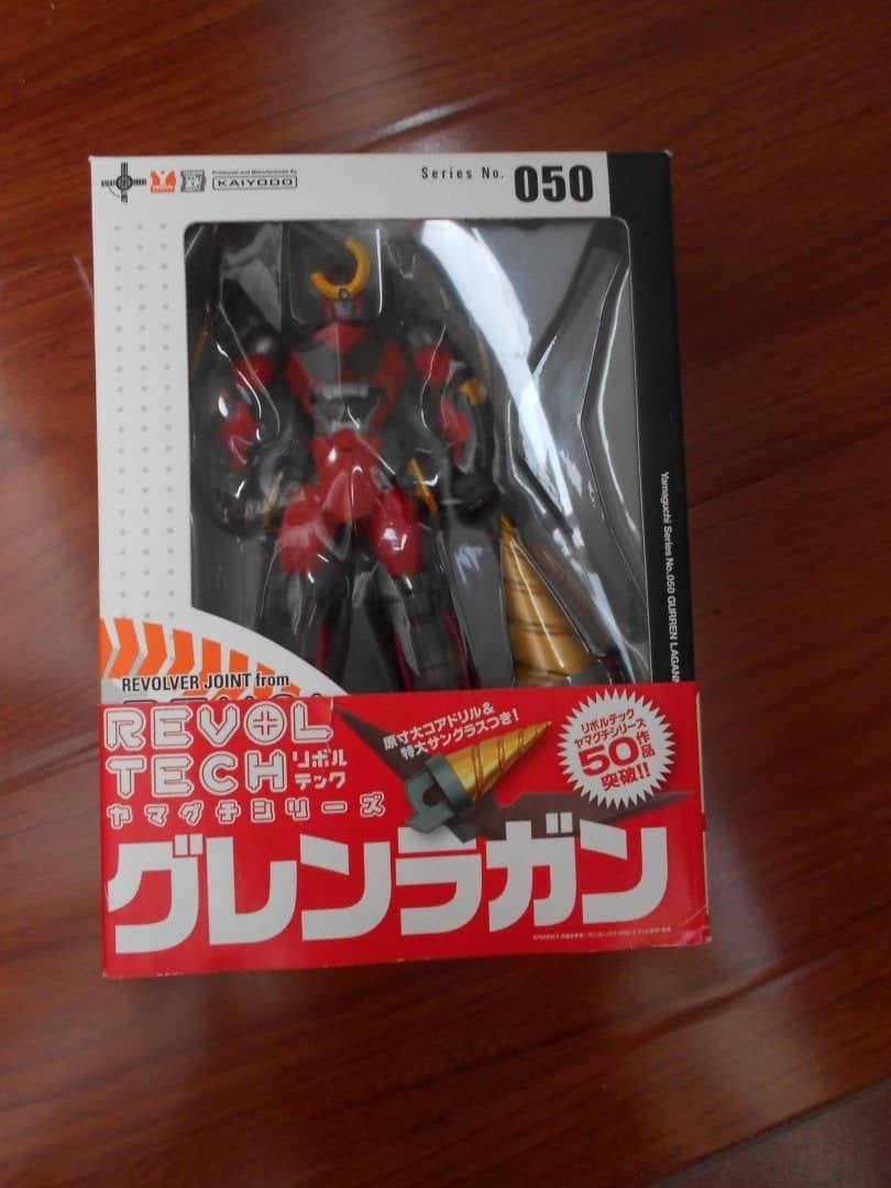 Figura de Acción Revoltech: 050 Gurren Lagann