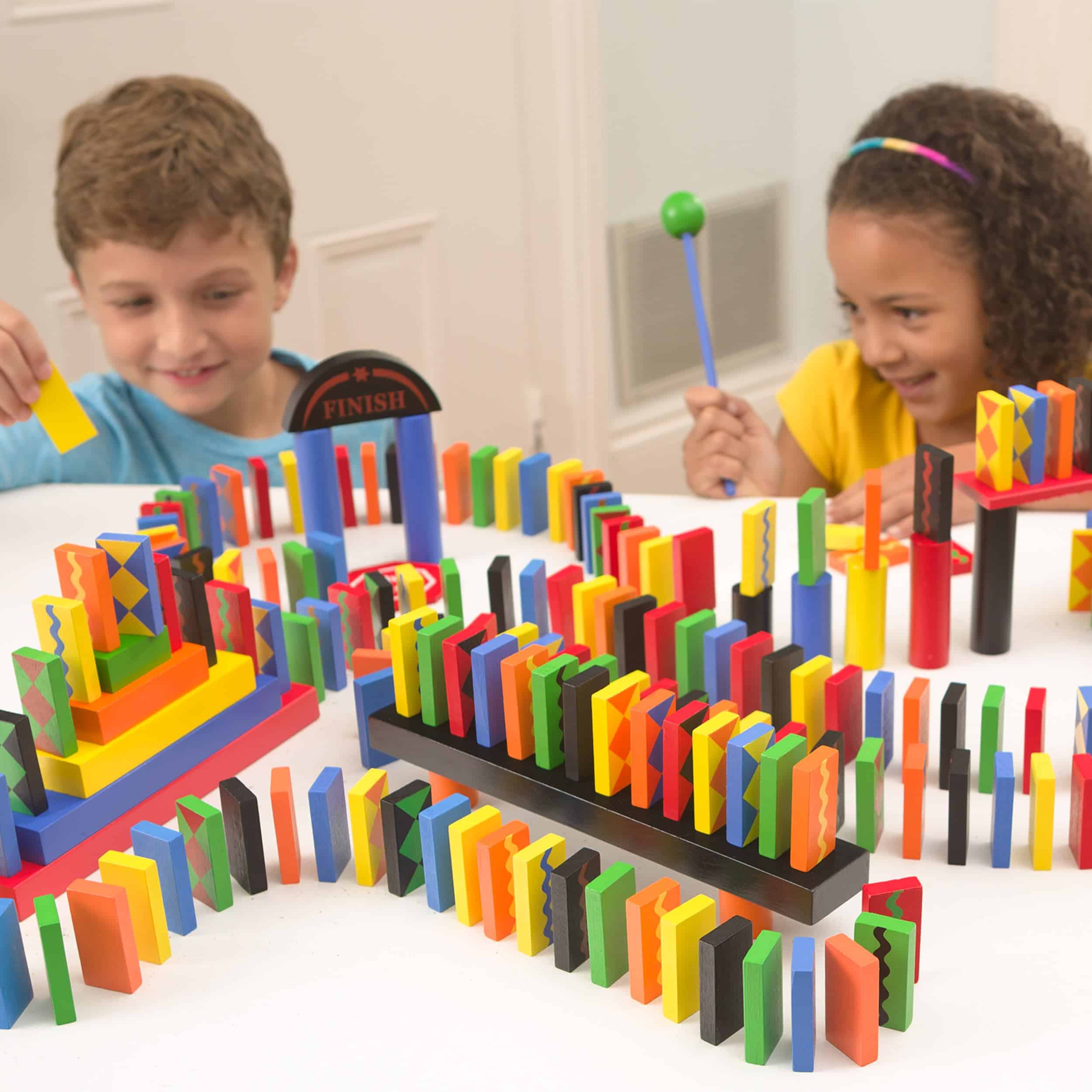 Juego de Carrera de Dominó de Madera Clásico HearthSong de - Imagen 8