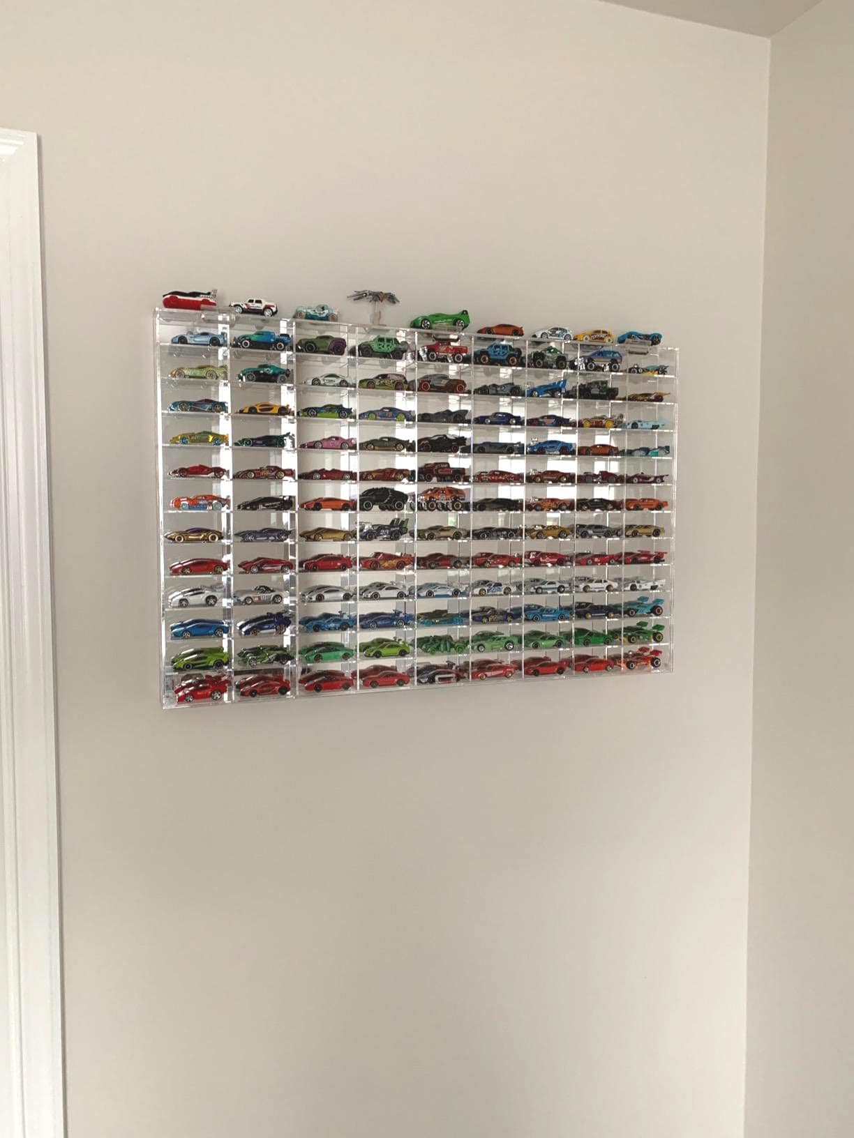 Vitrina para Autos de Juguete a Escala 1:64 con 108 - Imagen 7