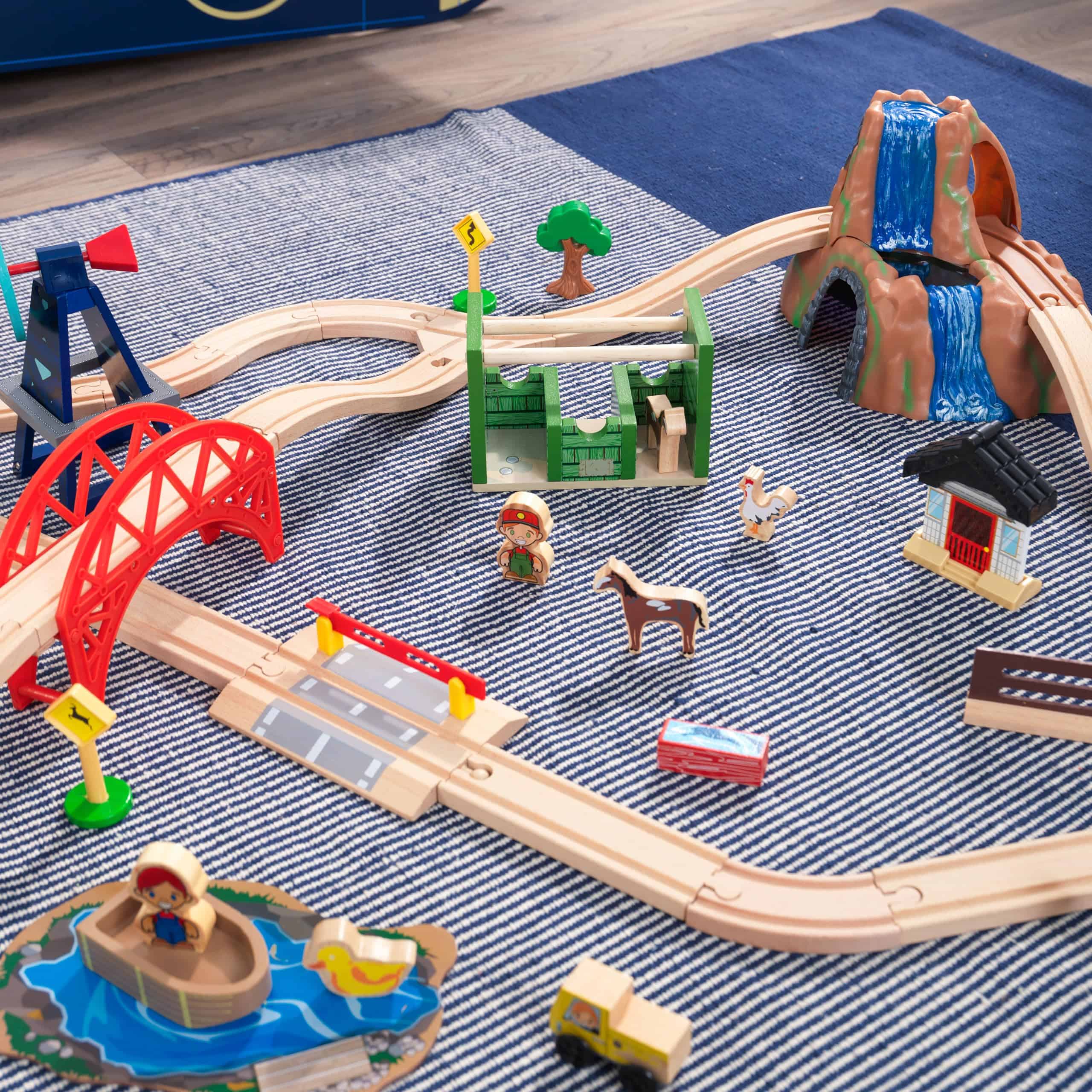 KidKraft Juego de Tren Rural de Madera con 75 Piezas, Set - Imagen 7