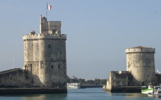 Kit de modelo de Torres del Puerto de La Rochelle de - Imagen 5