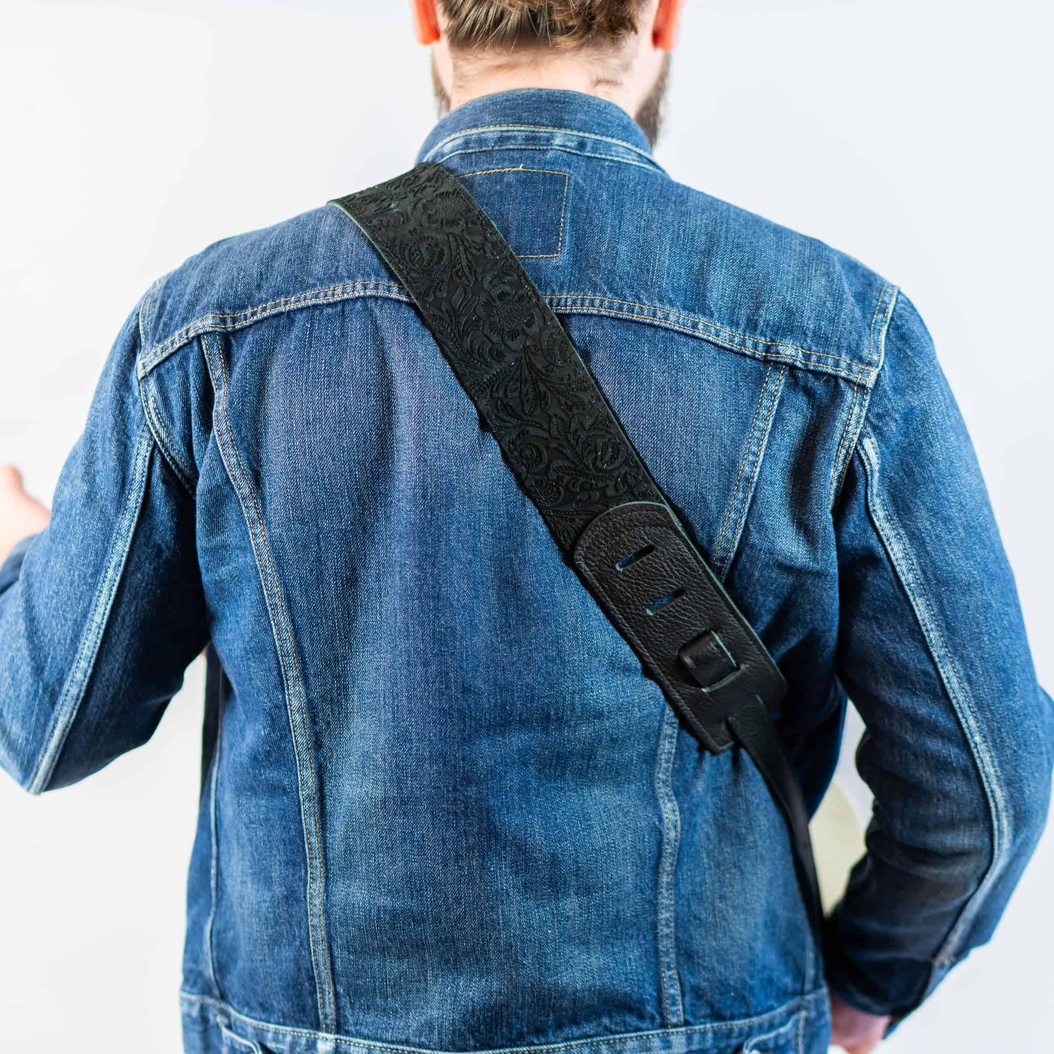 Correa para guitarra Franklin - 2.5" Gamuza grabada con - Imagen 4