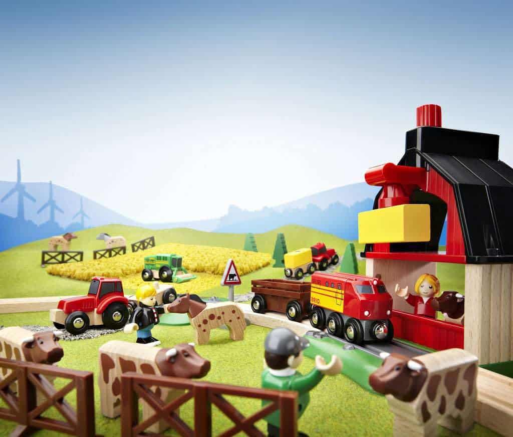 BRIO 33719 Farm Railway Playset - Juego de Trenes - Imagen 8