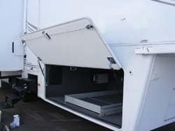 Kit de elevación de puerta para RV Hatchlift para puertas