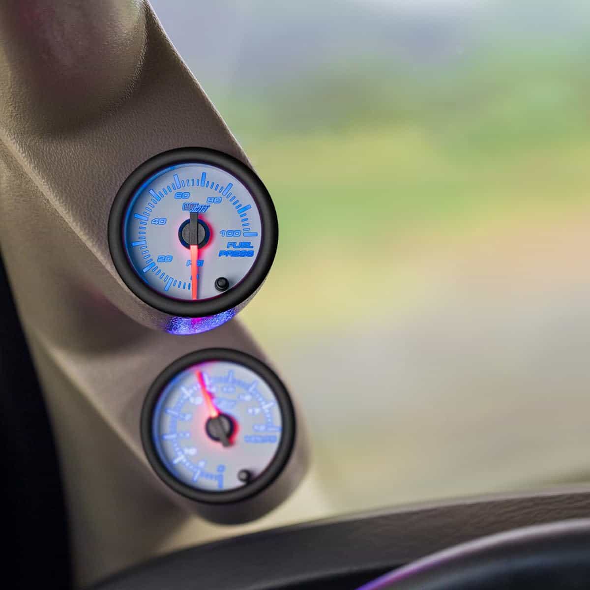 Kit de Manómetro de Presión de Combustible GlowShift Blanco - Imagen 4