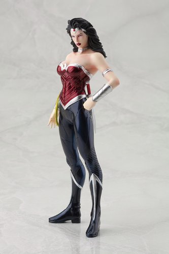 Estátua Kotobukiya Wonder Woman DC Comics New 52 ArtFX - Imagen 3