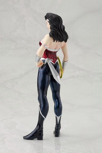Estátua Kotobukiya Wonder Woman DC Comics New 52 ArtFX - Imagen 4