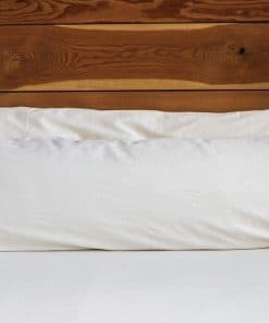Almohada de cuerpo de lana orgánica de Holy Lamb Organics