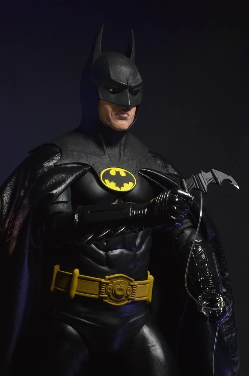 Figura de Acción NECA Batman Returns 1989 1/4 Scale Batman - Imagen 4
