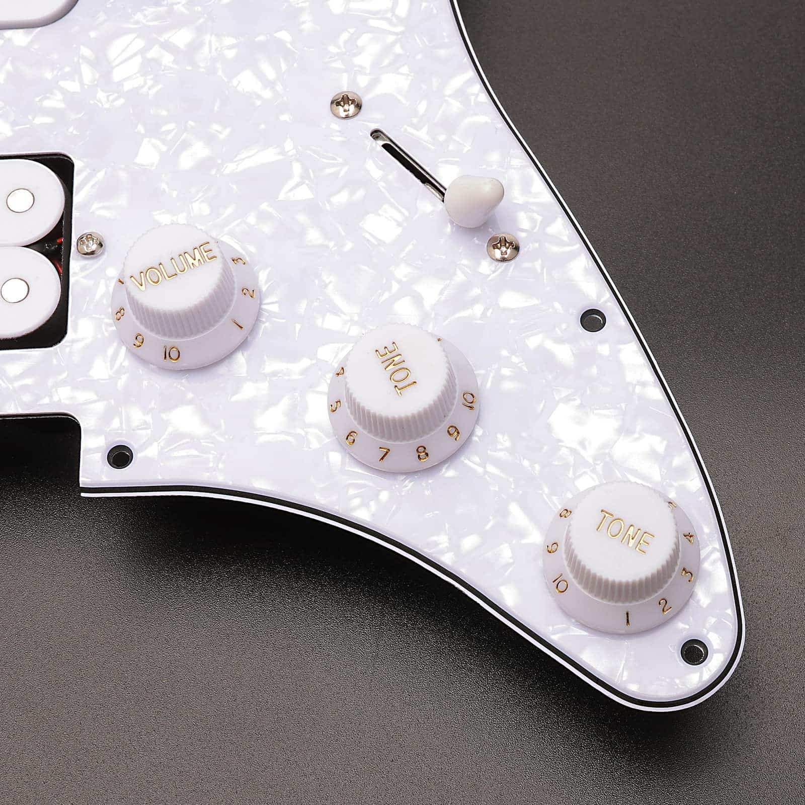 Unxuey 11 Hole Loaded Guitar Pickguard SSH con Pastilla - Imagen 8