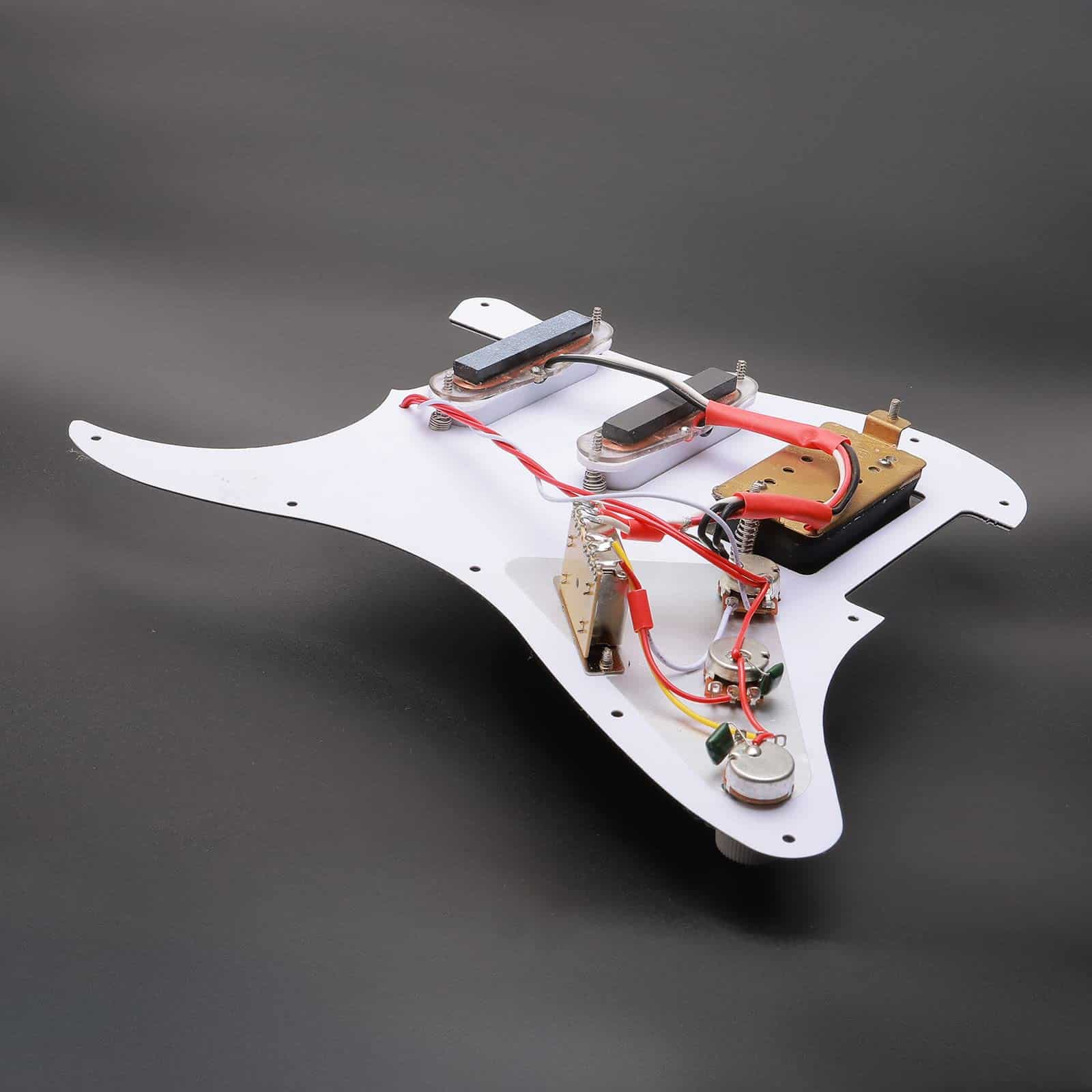 Unxuey 11 Hole Loaded Guitar Pickguard SSH para Fender - Imagen 7