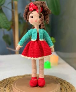 Muñeca de Crochet Amigurumi - Perfecta Decoración para el