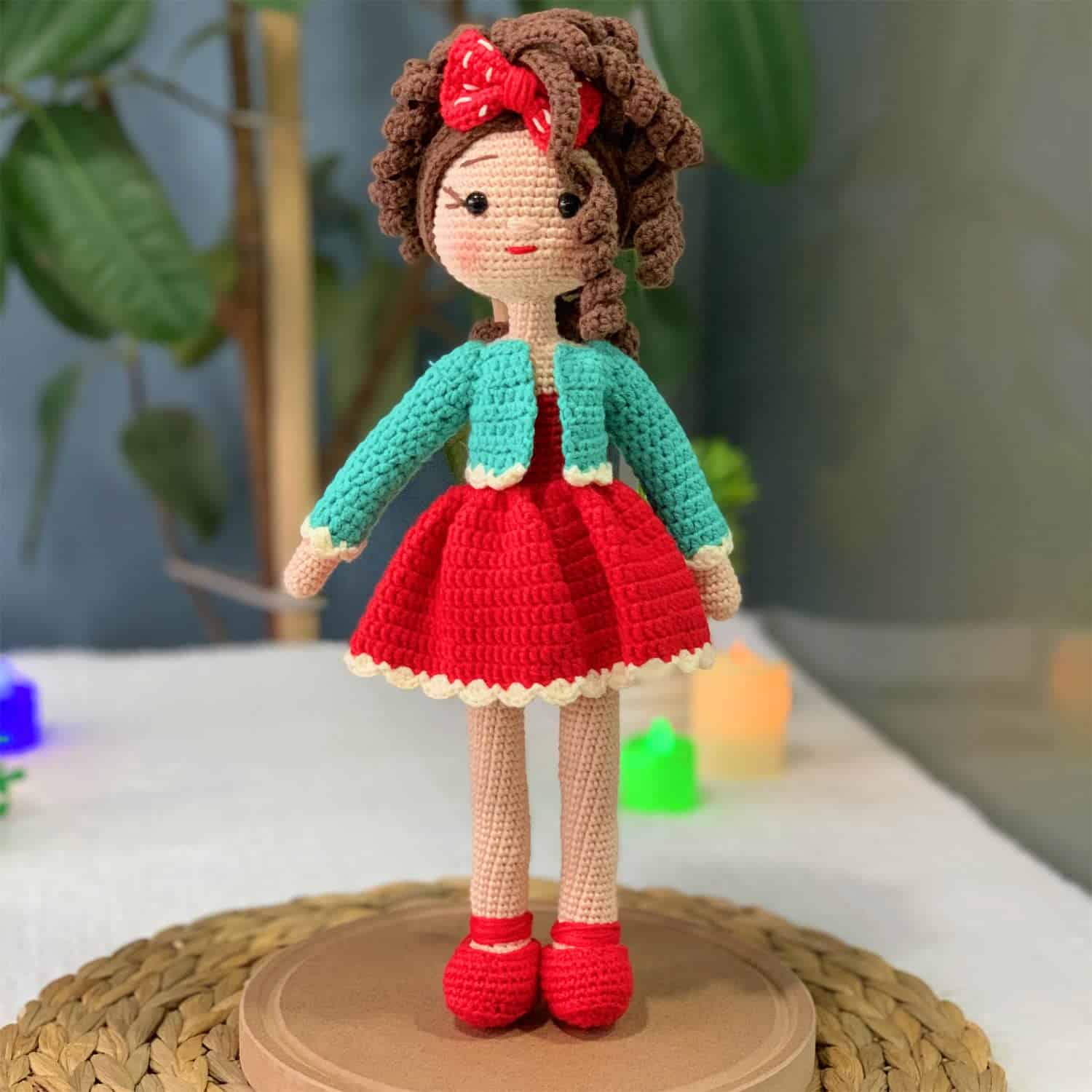 Muñeca de Crochet Amigurumi - Perfecta Decoración para el
