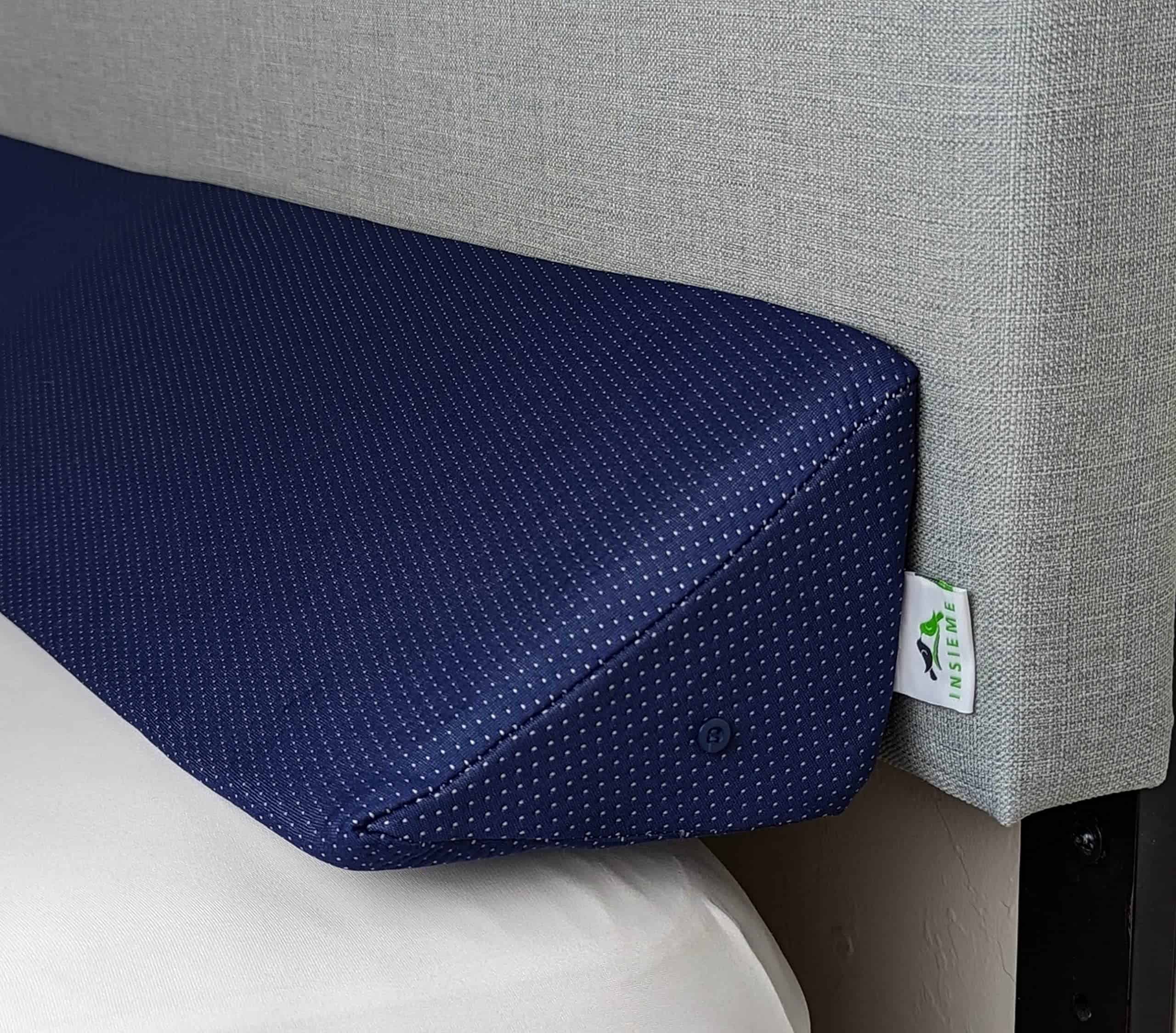 Almohada triangular de tamaño Queen Insieme (Azul) | - Imagen 9