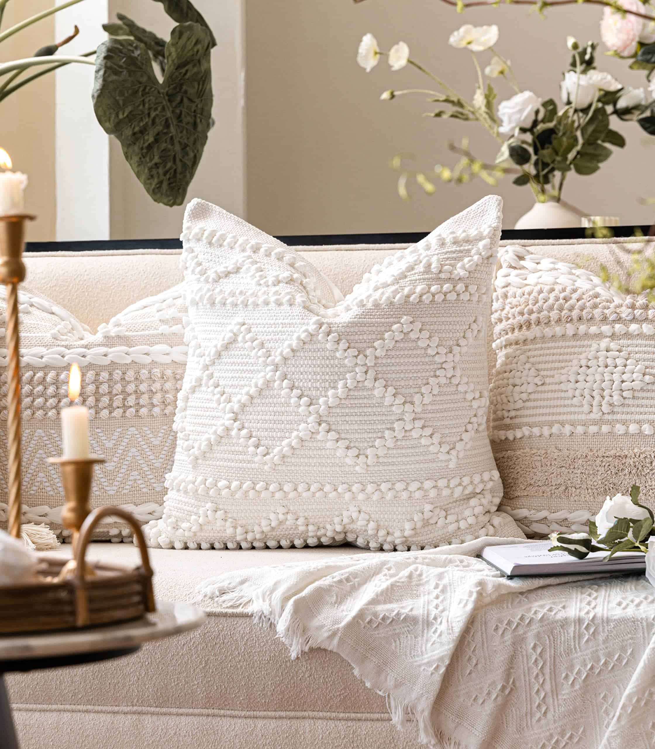 Funda de Almohada Decorativa Blanco Puro BlissBlush 22X22, - Imagen 5