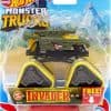 Monster Trucks 2021 Invader con coche re-Crushable 18/75,