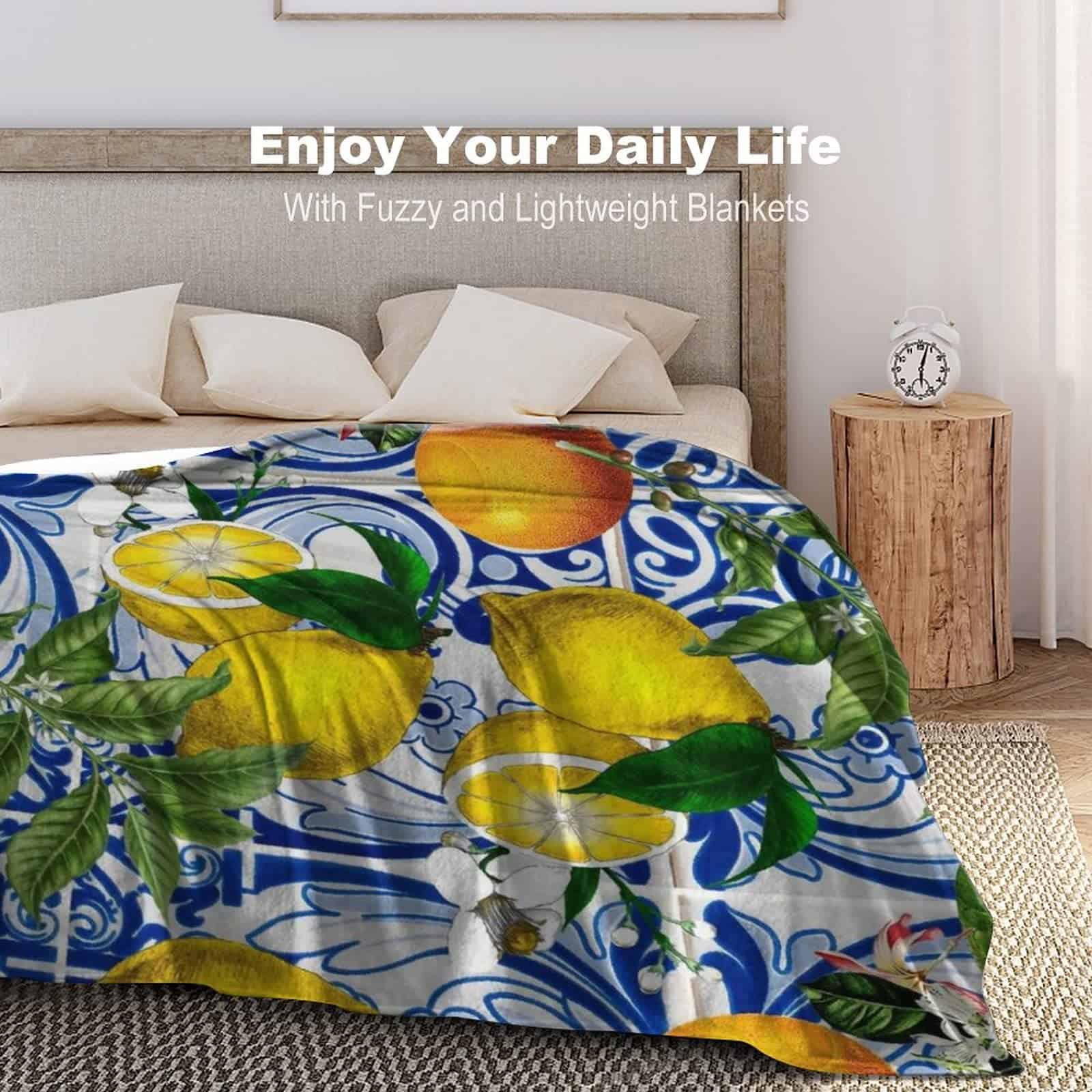 Mediterranean Lemon On Blue Ceramic Tiles Mantas de Felpa - Imagen 6