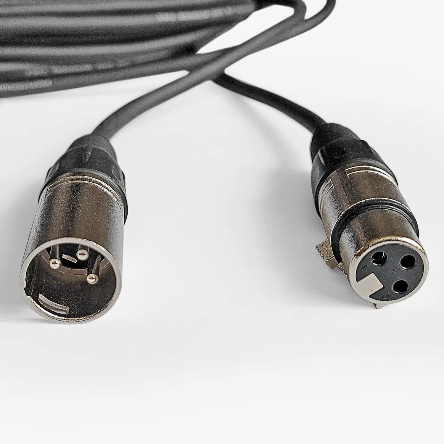 Paquete de 10 cables XLR de 20 pies por AxcessAbles | - Imagen 8