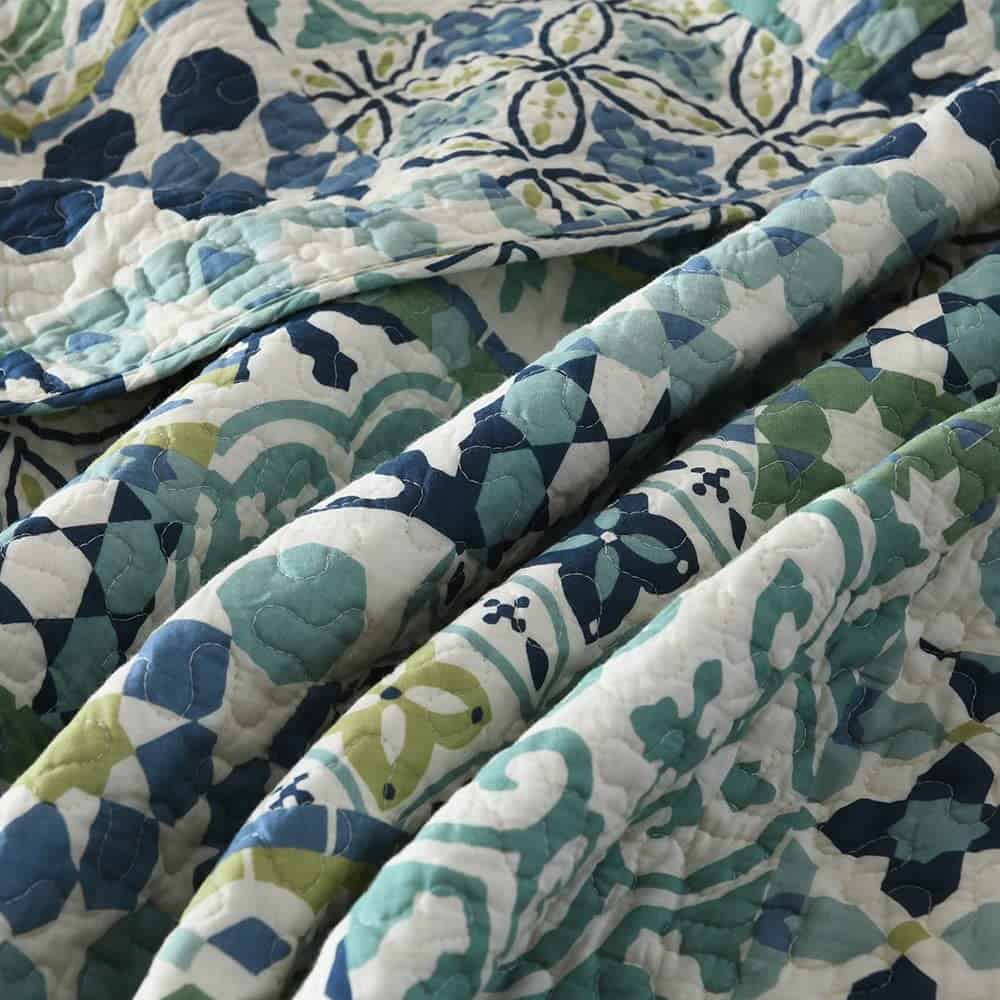 Juegos de Colchas y Edredones Reversibles VISIMISI hechos - Imagen 9