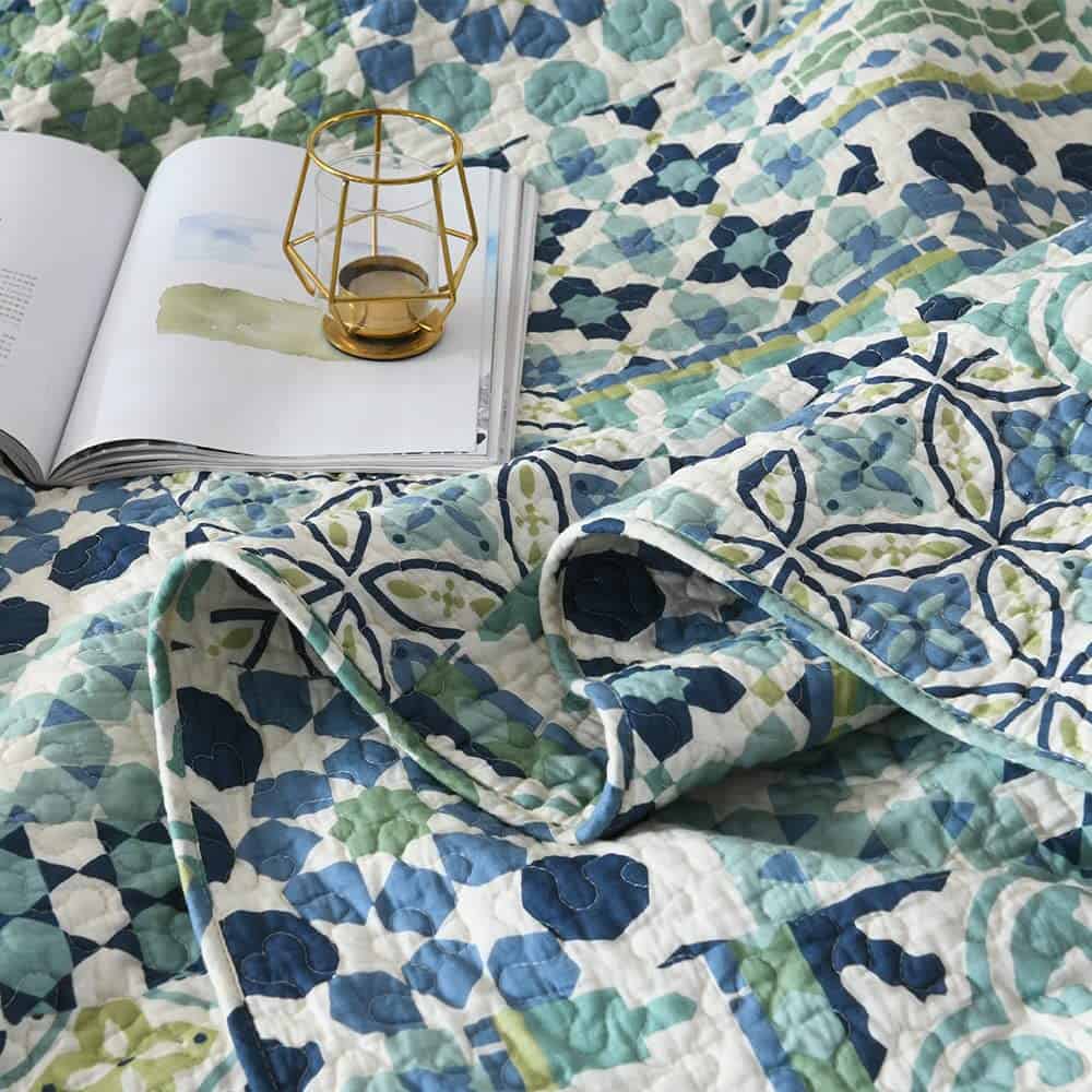 Juegos de Colchas y Edredones Reversibles VISIMISI hechos - Imagen 10