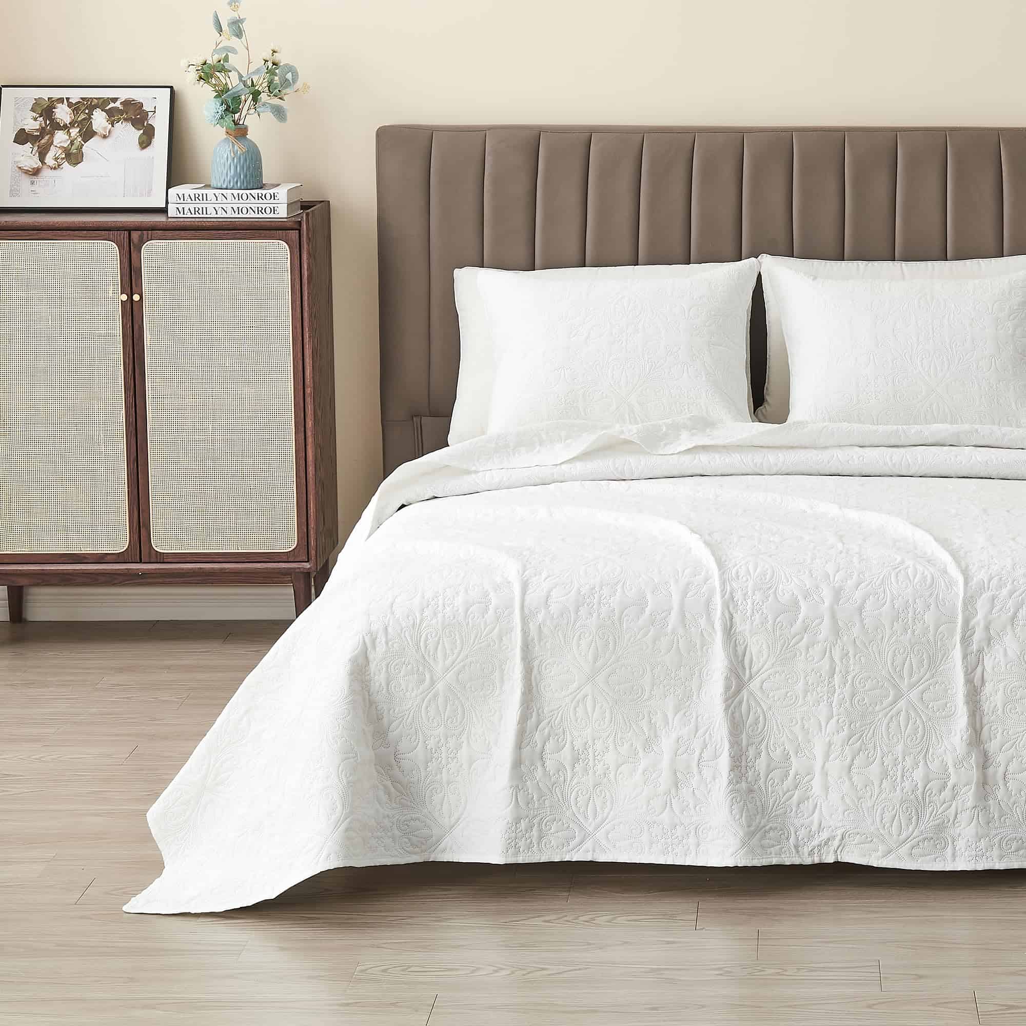 Juego de cama ultraligero extragrande Great Bay Home para
