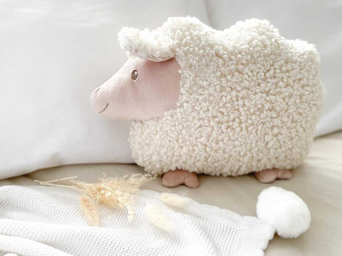 Almohada con forma de cordero MON AMI - 13.5x12", Juguete - Imagen 7