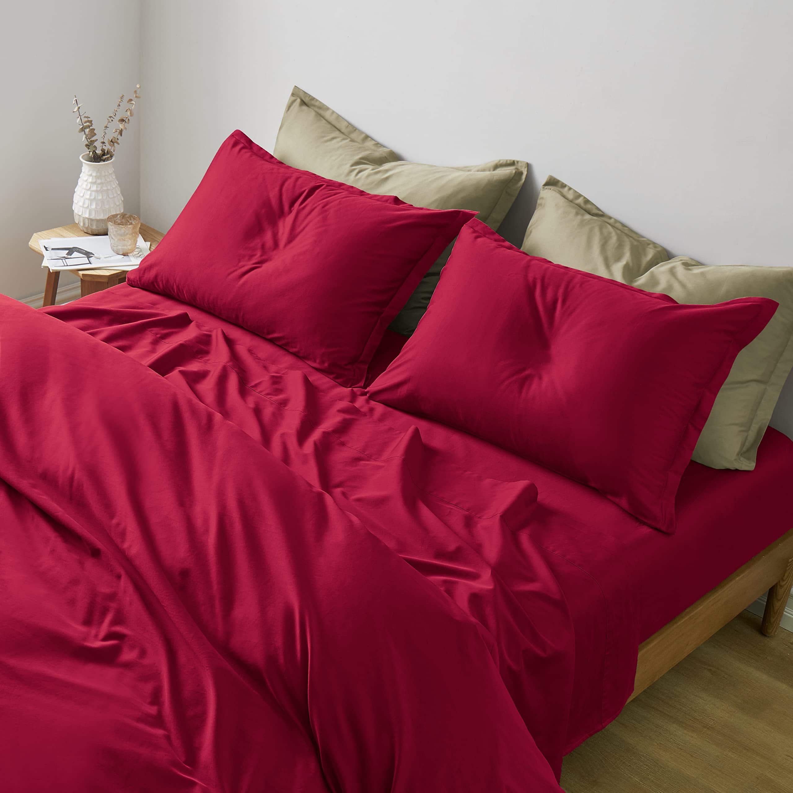 Juego de sábanas de color sólido Eikei Luxury -Rojo Perfecto