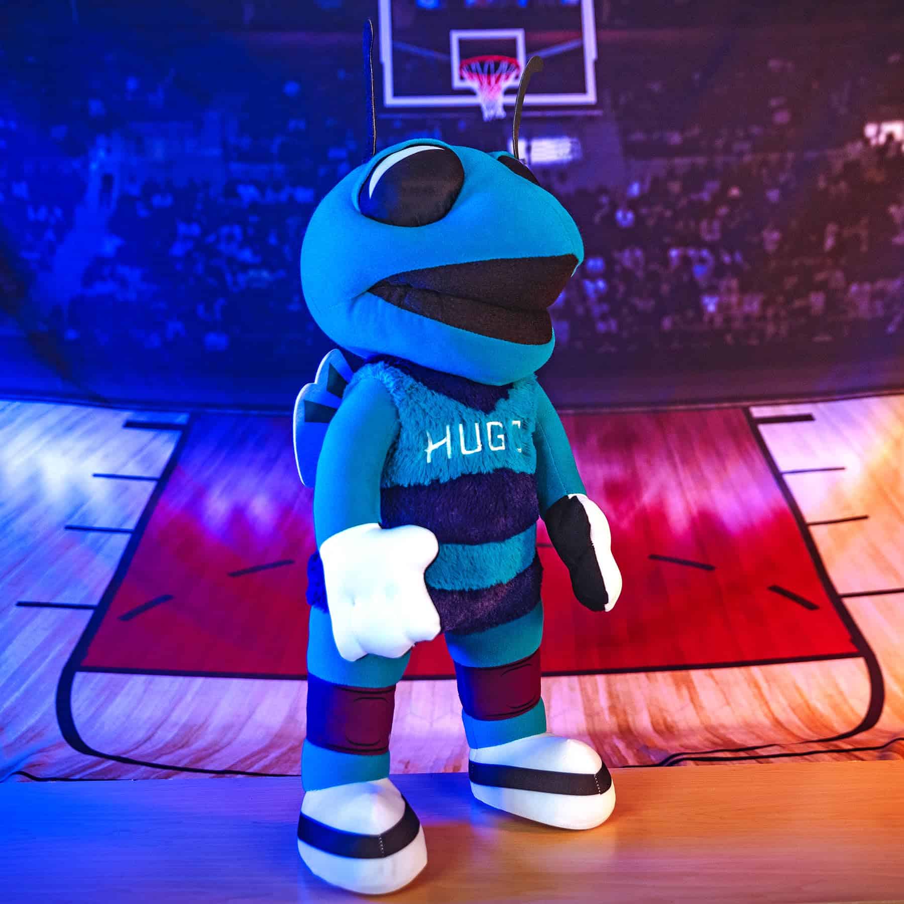 Peluche gigante de 20" del mascote Hugo de los Charlotte - Imagen 7