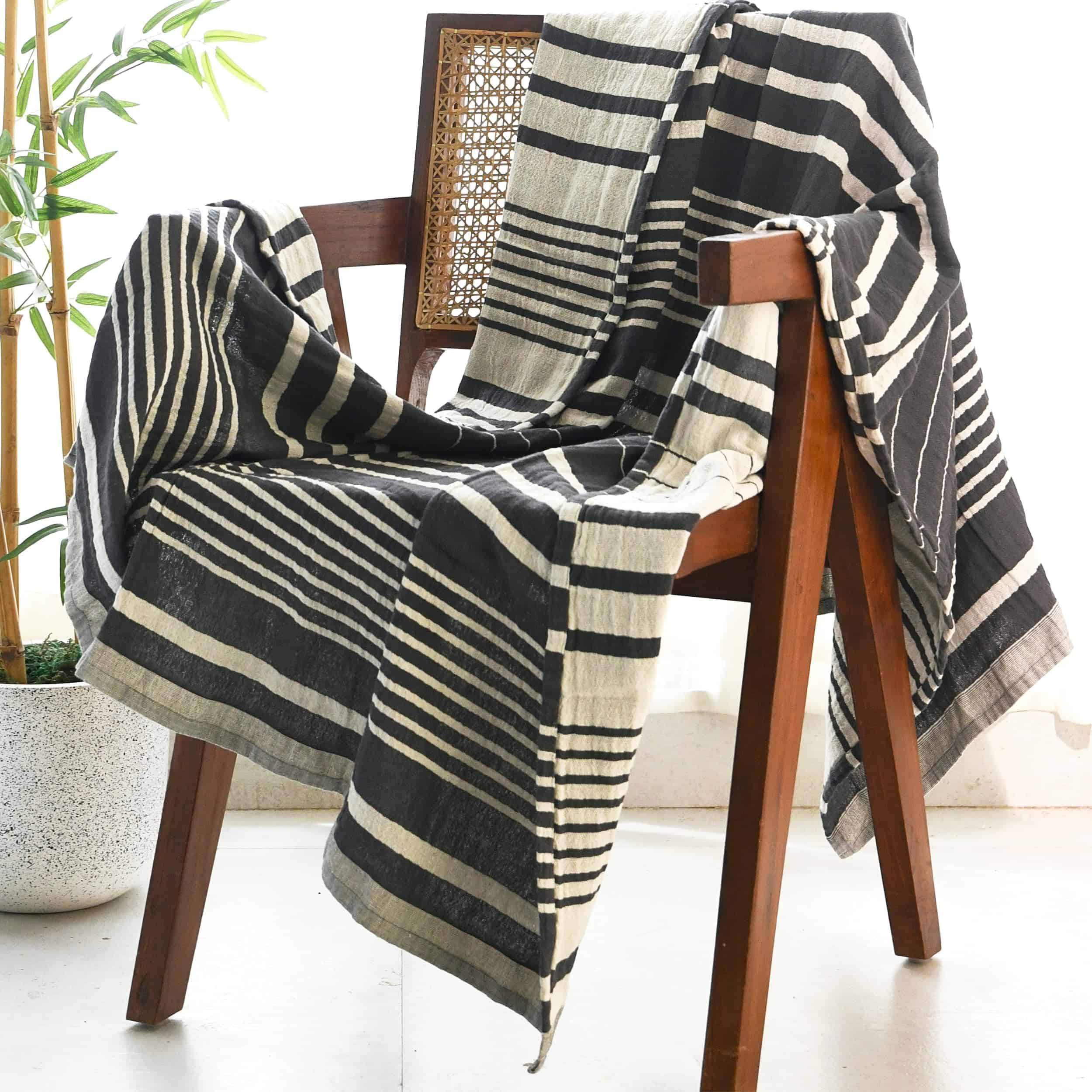 Folkulture Manta de sofá 50" x 60", Manta de Algodón