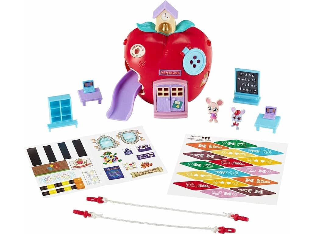 Bandai Millie & Friends Mouse in The House 'Red Apple' - Imagen 4
