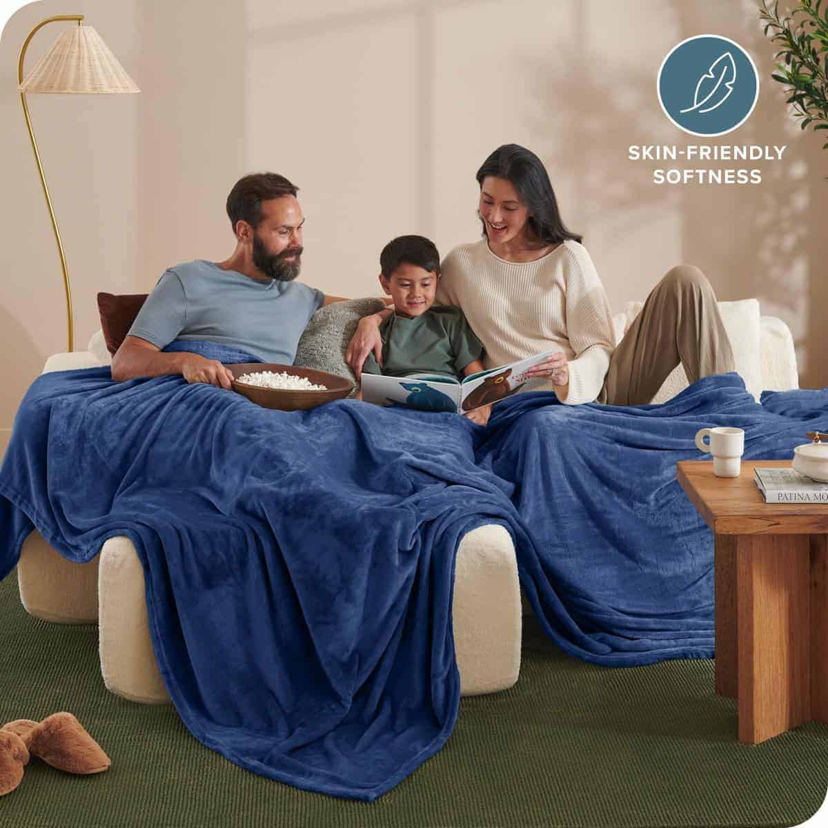 Manta Gigante Bare Home - Azul Oscuro - Manta de Microplush - Imagen 8