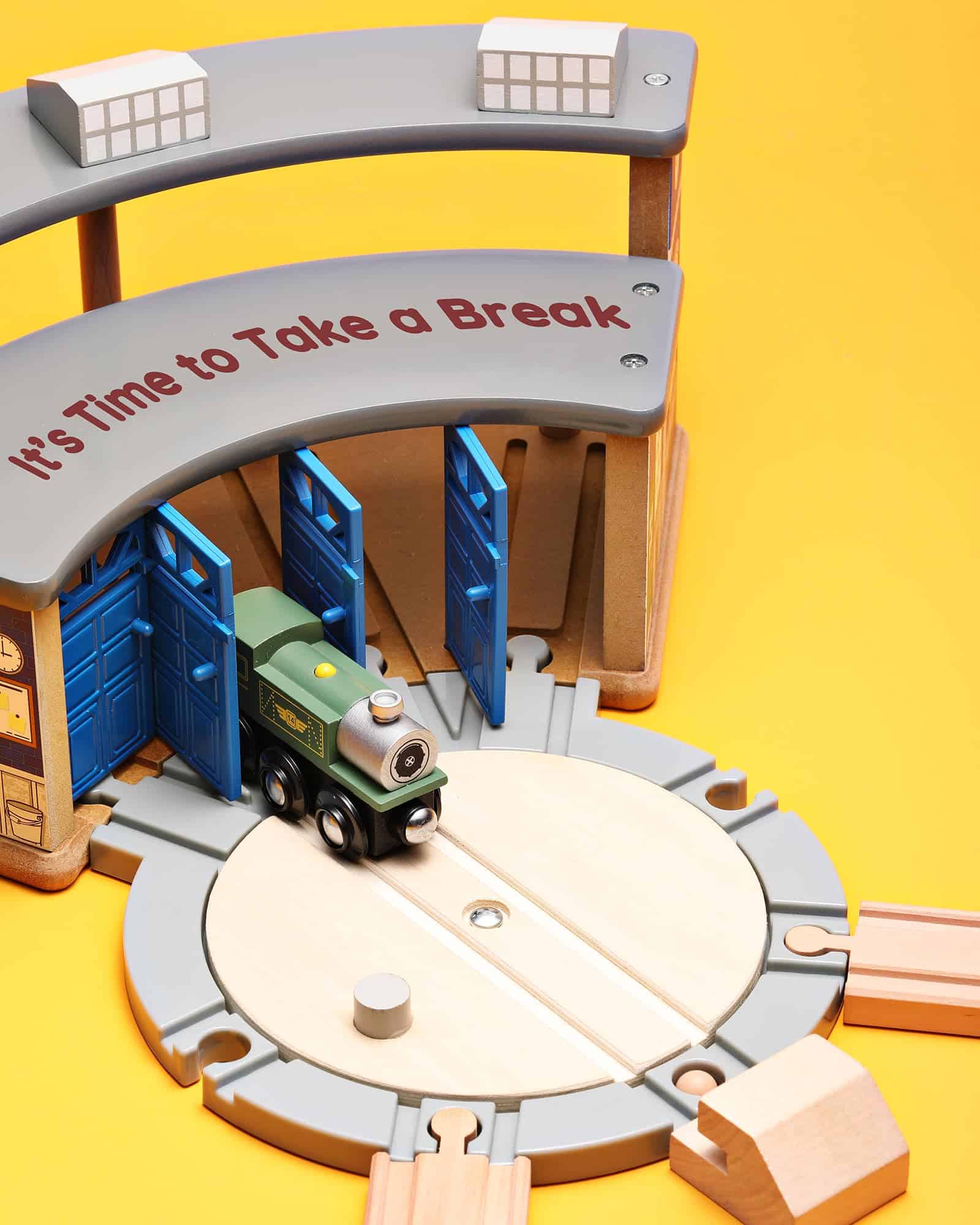 Vía de tren de madera SainSmart Jr. con estación de tren - - Imagen 5